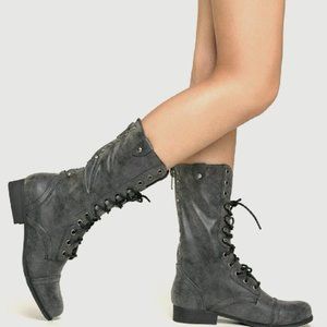 Madden Girl Galeriaa Combat Boot | Grey/Black